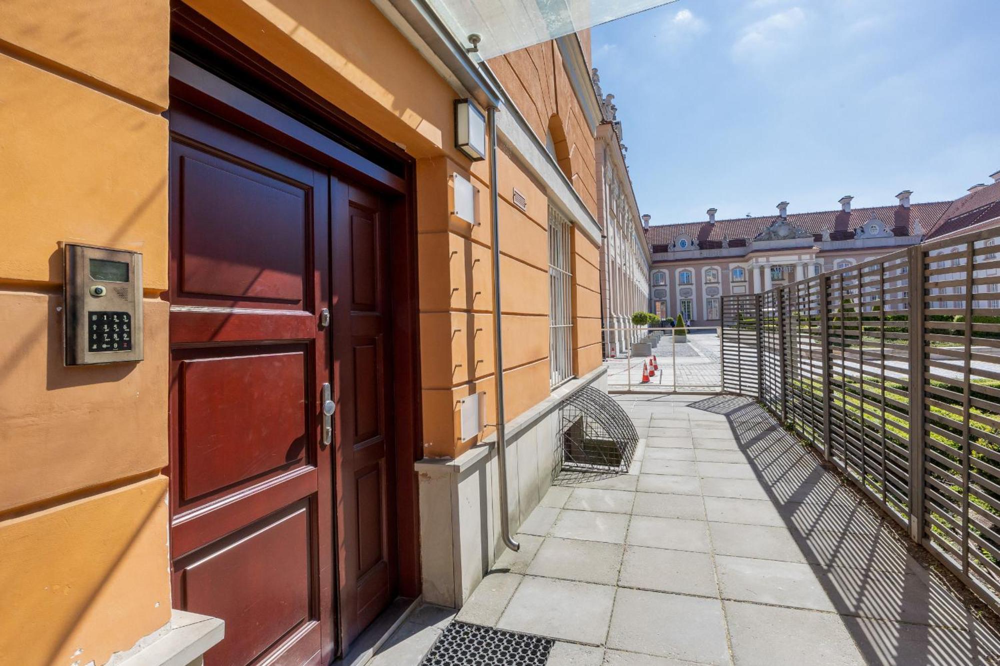 Heart Of The Old Town Royal Apartments By Noclegi Renters Warsawa Bagian luar foto